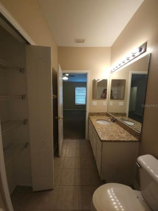 En Renta: $1,695 (2 camas, 2 baños, 1335 Pies cuadrados)