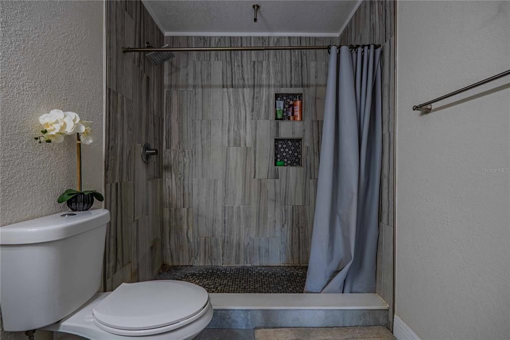 En Venta: $465,000 (3 camas, 2 baños, 1380 Pies cuadrados)