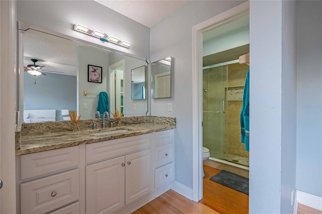 En Venta: $465,000 (3 camas, 2 baños, 1380 Pies cuadrados)