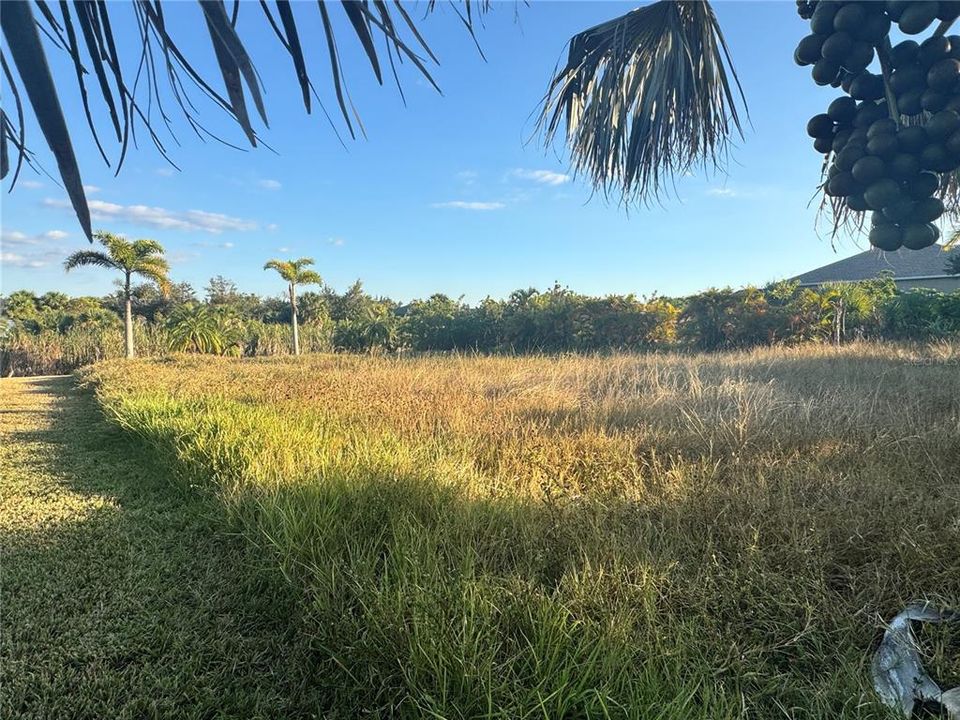 待售: $119,900 (0.23 acres)