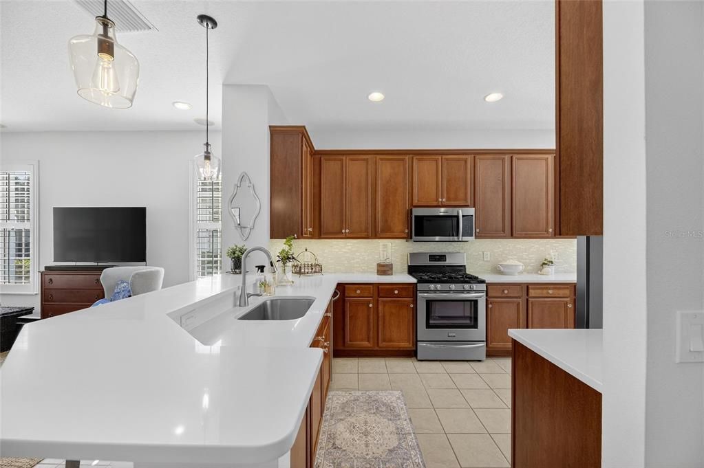 For Sale: $389,000 (3 beds, 2 baths, 1750 Square Feet)