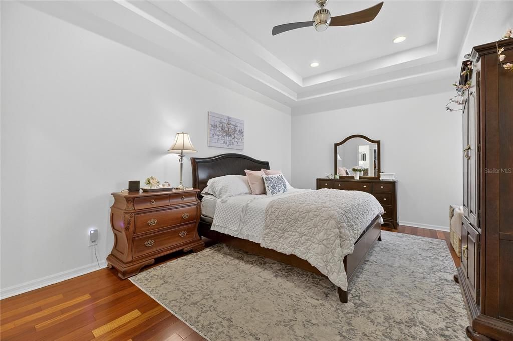 For Sale: $389,000 (3 beds, 2 baths, 1750 Square Feet)