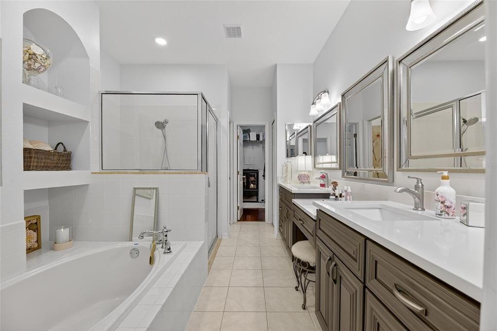 For Sale: $389,000 (3 beds, 2 baths, 1750 Square Feet)