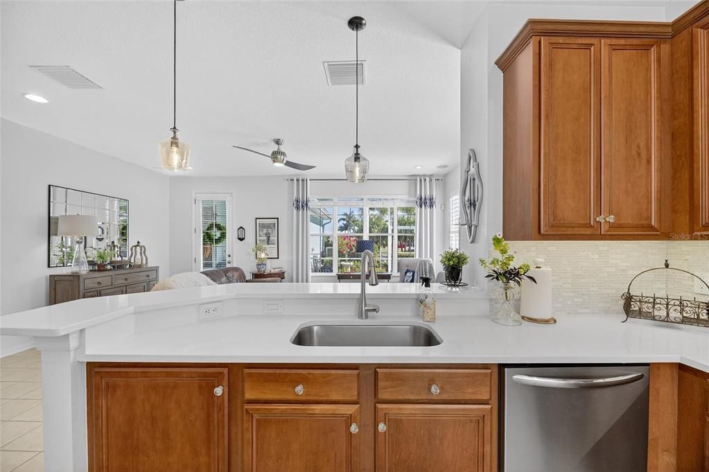 For Sale: $389,000 (3 beds, 2 baths, 1750 Square Feet)