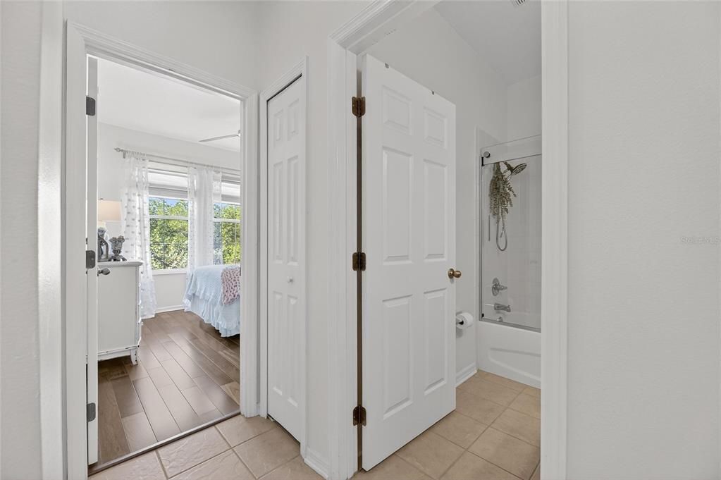 For Sale: $389,000 (3 beds, 2 baths, 1750 Square Feet)