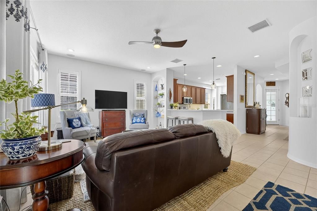 For Sale: $389,000 (3 beds, 2 baths, 1750 Square Feet)