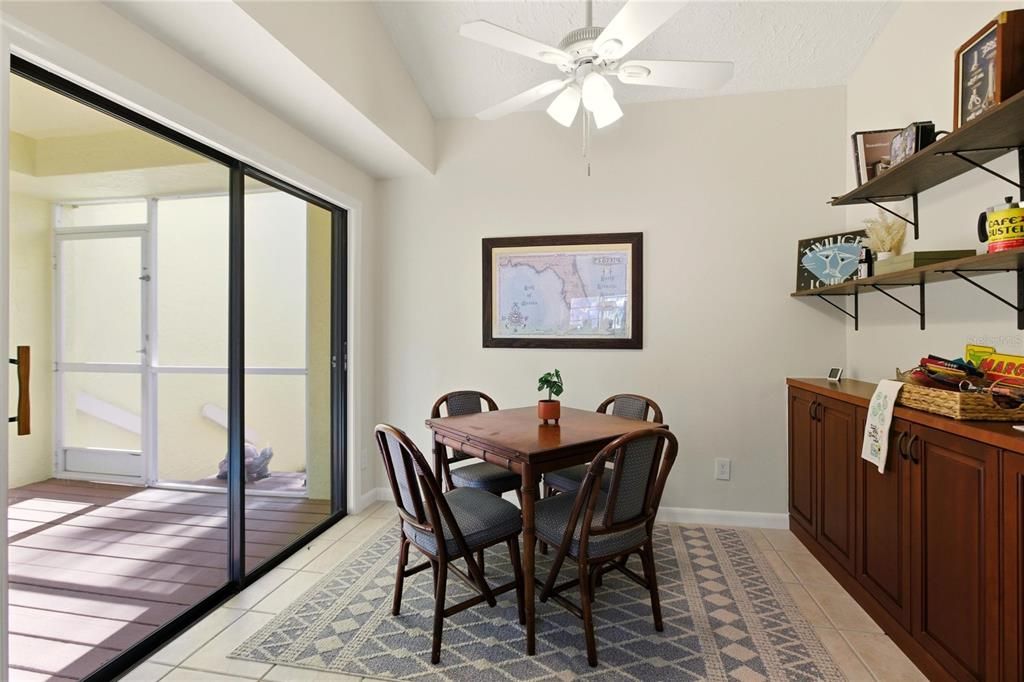 En Venta: $269,900 (2 camas, 2 baños, 1480 Pies cuadrados)