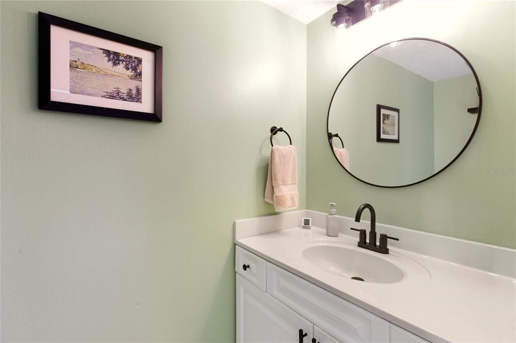 En Venta: $269,900 (2 camas, 2 baños, 1480 Pies cuadrados)