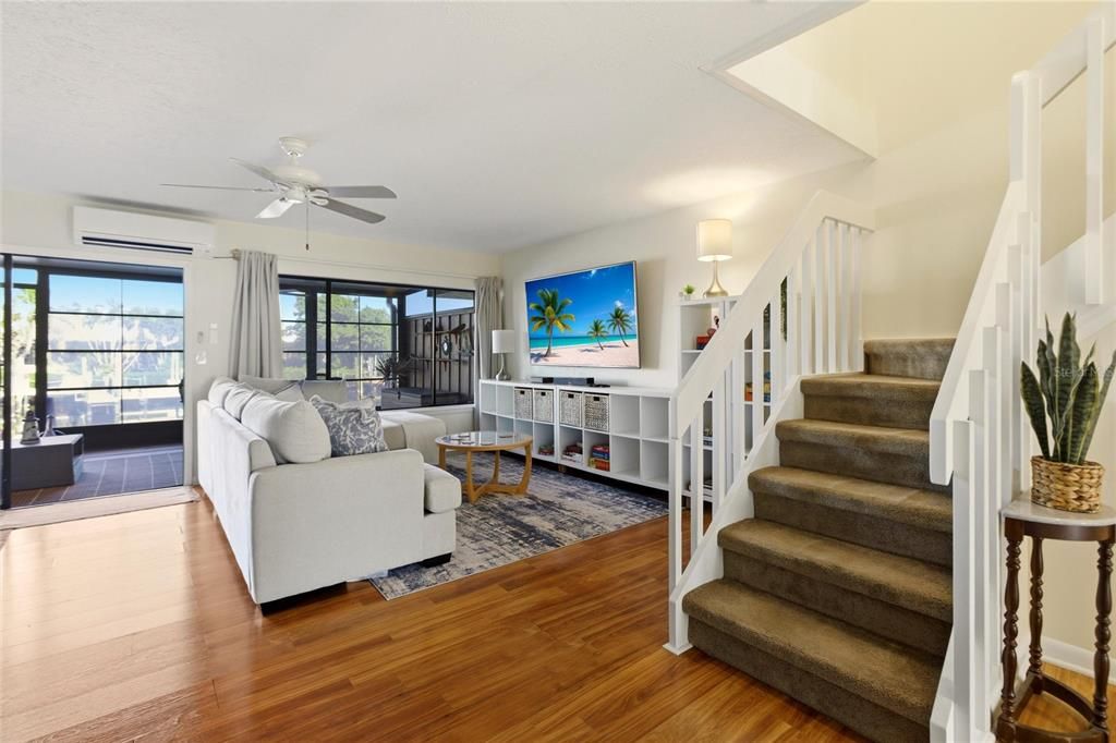 En Venta: $269,900 (2 camas, 2 baños, 1480 Pies cuadrados)