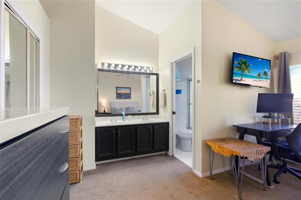 En Venta: $269,900 (2 camas, 2 baños, 1480 Pies cuadrados)