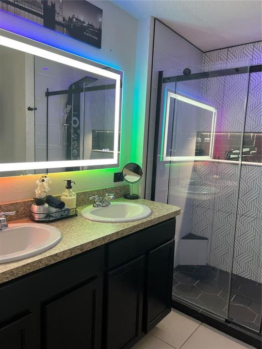 For Sale: $310,000 (3 beds, 2 baths, 1672 Square Feet)