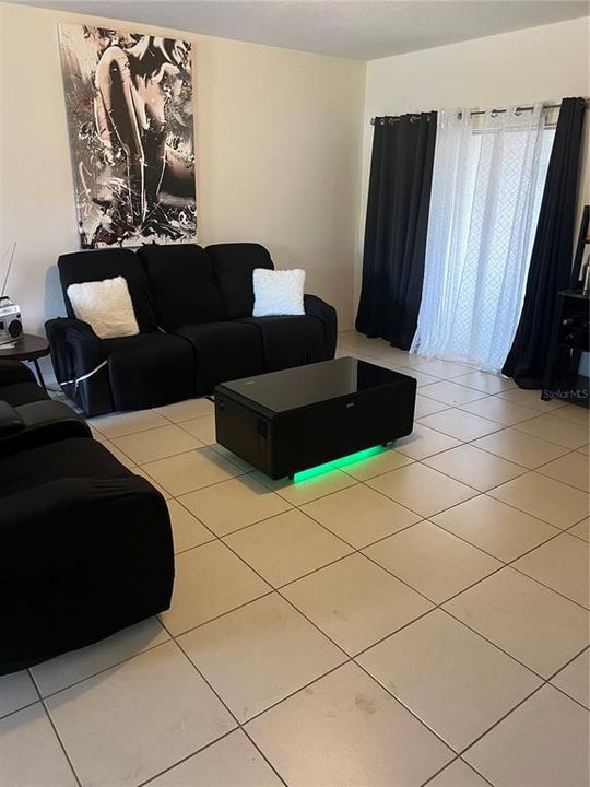 For Sale: $310,000 (3 beds, 2 baths, 1672 Square Feet)