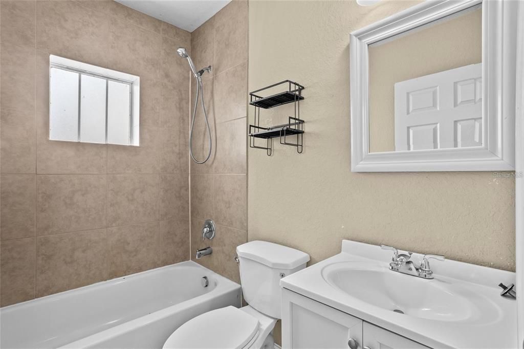 В аренду: $2,900 (3 спален, 2 ванн, 1764 Квадратных фут)