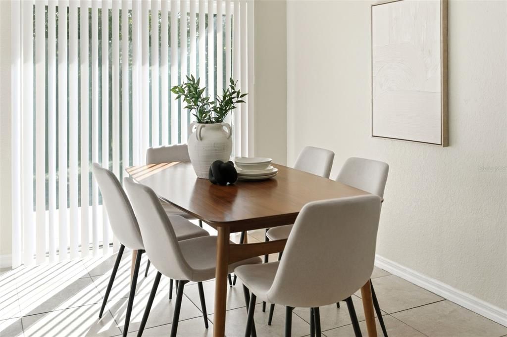 待售: $307,780 (3 贝兹, 2 浴室, 1208 平方英尺)