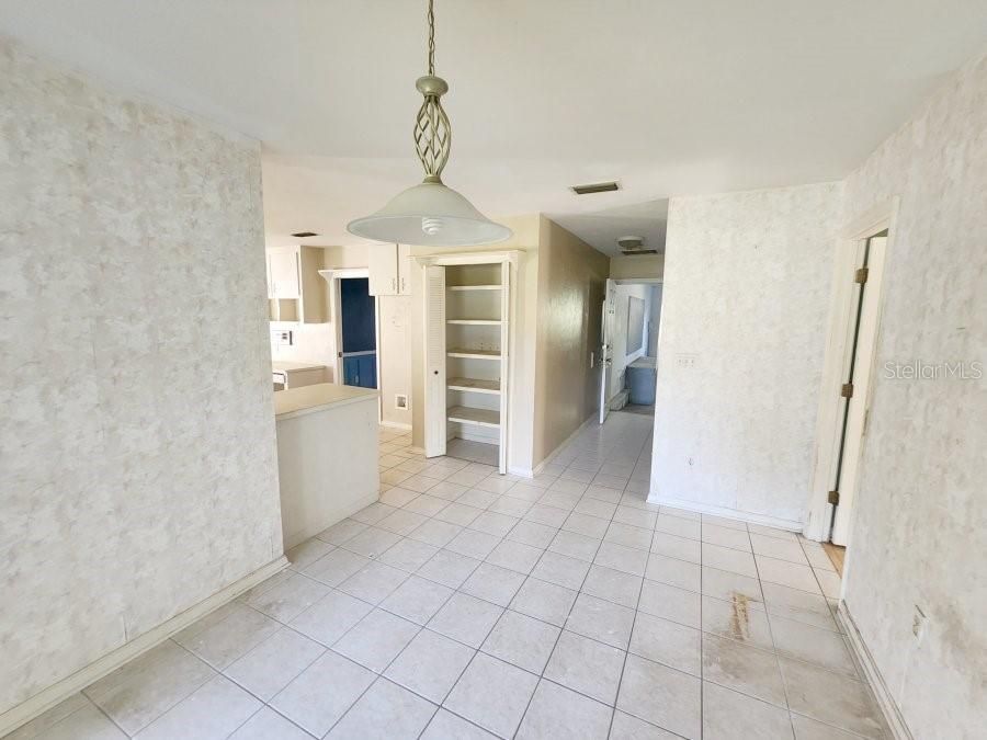 For Sale: $464,000 (4 beds, 2 baths, 3100 Square Feet)