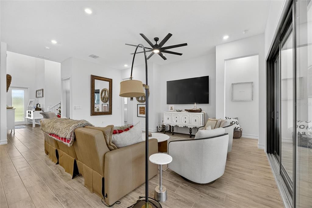 待售: $929,000 (4 贝兹, 3 浴室, 2913 平方英尺)