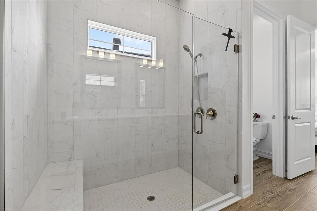 待售: $929,000 (4 贝兹, 3 浴室, 2913 平方英尺)