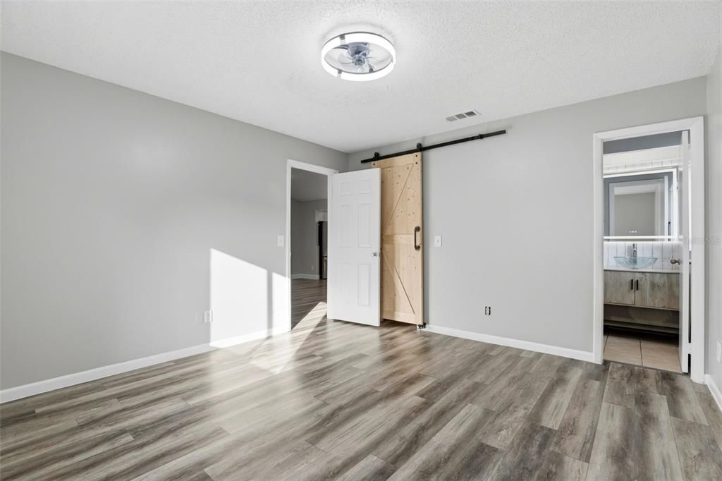 待售: $370,000 (3 贝兹, 2 浴室, 1331 平方英尺)