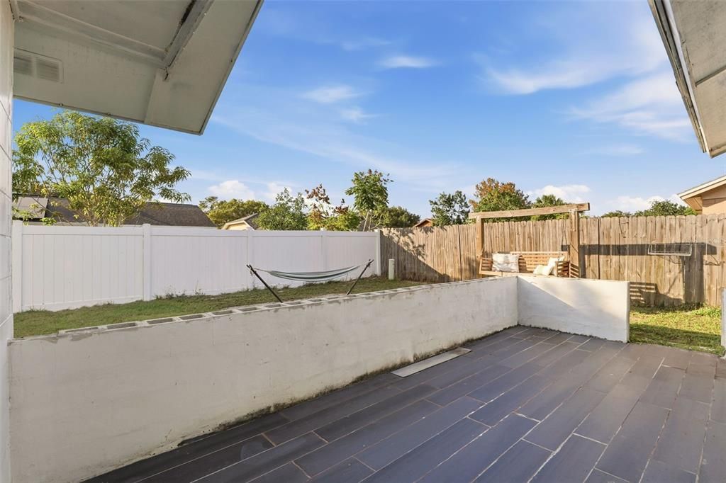 待售: $370,000 (3 贝兹, 2 浴室, 1331 平方英尺)