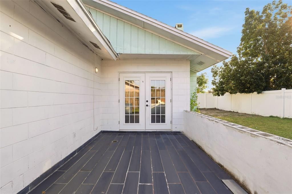 待售: $370,000 (3 贝兹, 2 浴室, 1331 平方英尺)