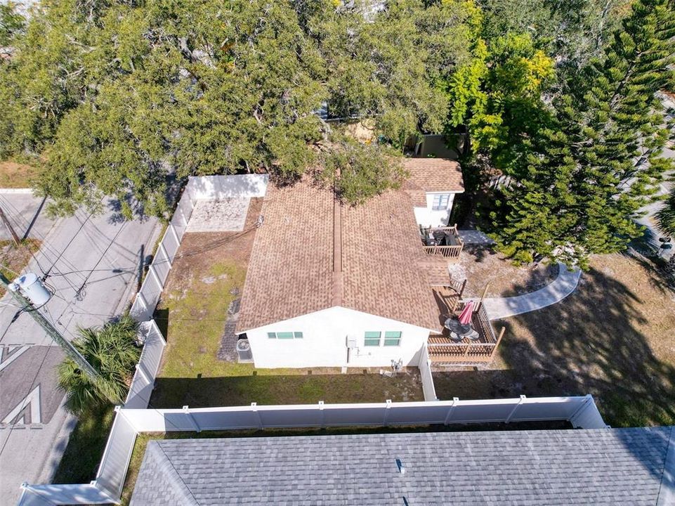 合同活跃: $265,000 (3 贝兹, 0 浴室, 1050 平方英尺)