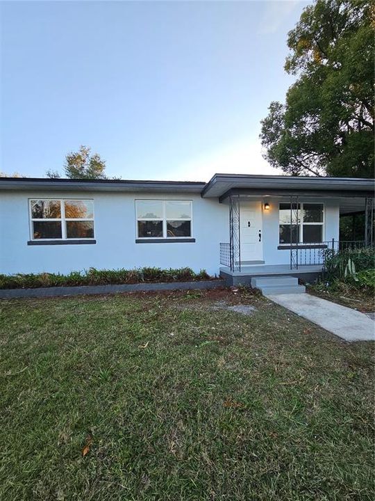 For Sale: $295,000 (3 beds, 1 baths, 1040 Square Feet)