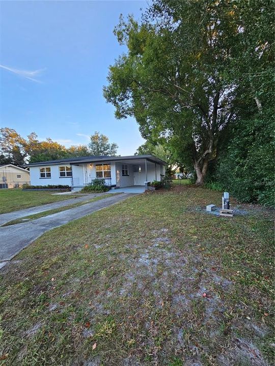 For Sale: $295,000 (3 beds, 1 baths, 1040 Square Feet)