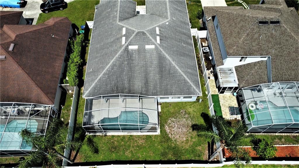 For Rent: $3,000 (4 beds, 2 baths, 2037 Square Feet)