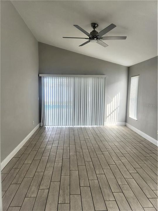 For Rent: $3,000 (4 beds, 2 baths, 2037 Square Feet)