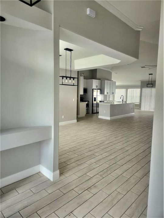 For Rent: $3,000 (4 beds, 2 baths, 2037 Square Feet)