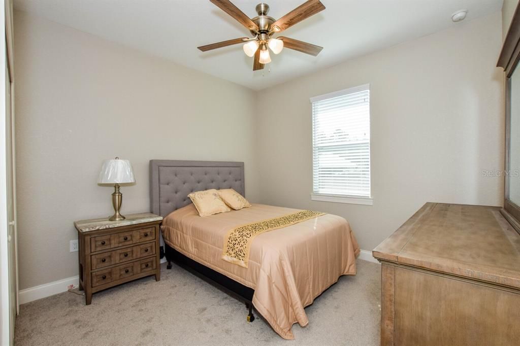 En Venta: $399,999 (3 camas, 2 baños, 1727 Pies cuadrados)