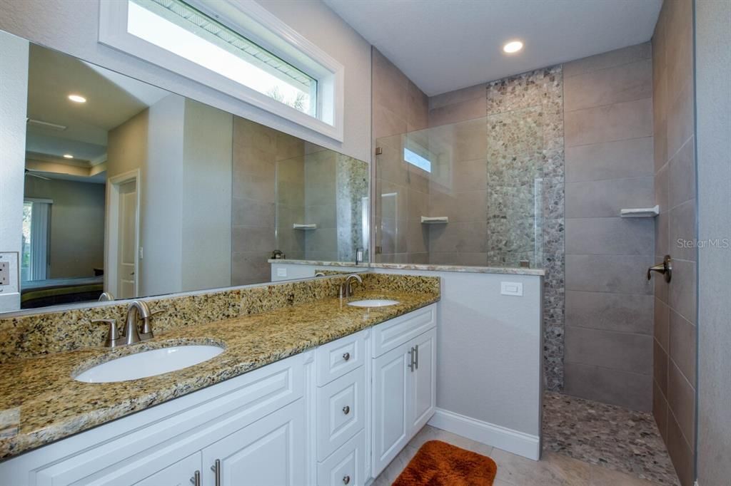 En Venta: $399,999 (3 camas, 2 baños, 1727 Pies cuadrados)