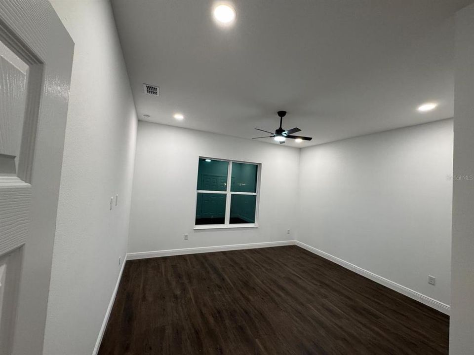 For Rent: $2,500 (4 beds, 3 baths, 2400 Square Feet)