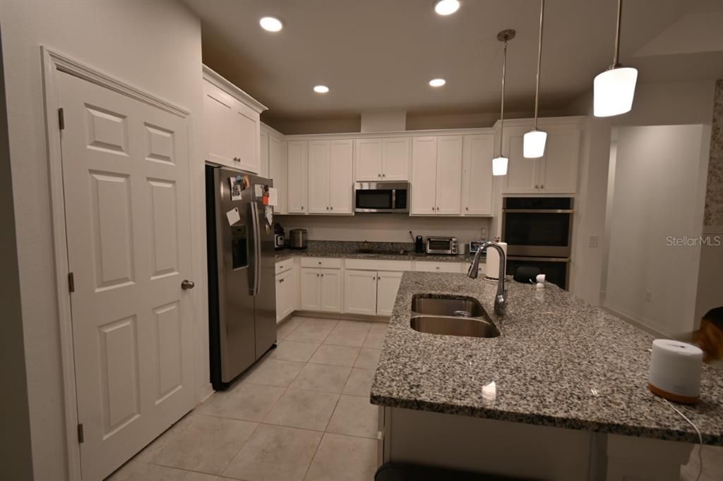 En Renta: $2,500 (4 camas, 3 baños, 2095 Pies cuadrados)