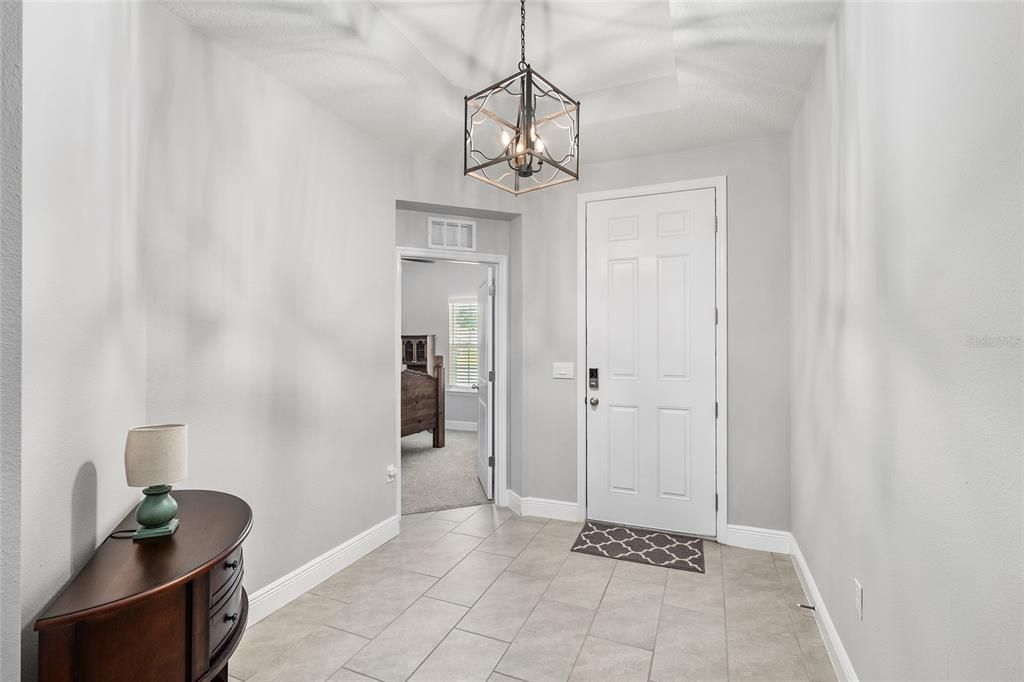 En Venta: $499,900 (4 camas, 3 baños, 2768 Pies cuadrados)