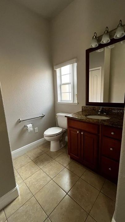 Под контрактом: $280,000 (2 спален, 2 ванн, 960 Квадратных фут)