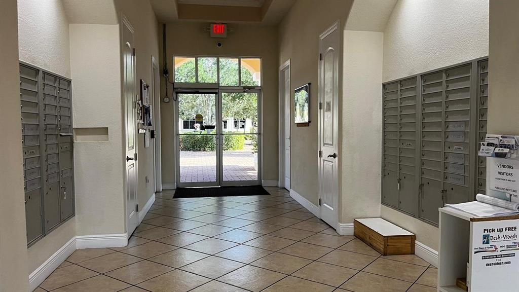 Под контрактом: $280,000 (2 спален, 2 ванн, 960 Квадратных фут)