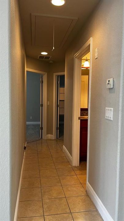 Под контрактом: $280,000 (2 спален, 2 ванн, 960 Квадратных фут)