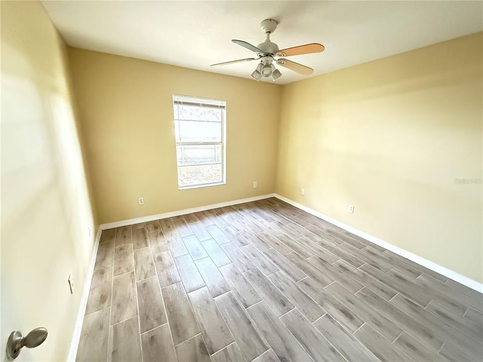 出租: $1,900 (3 贝兹, 2 浴室, 1248 平方英尺)