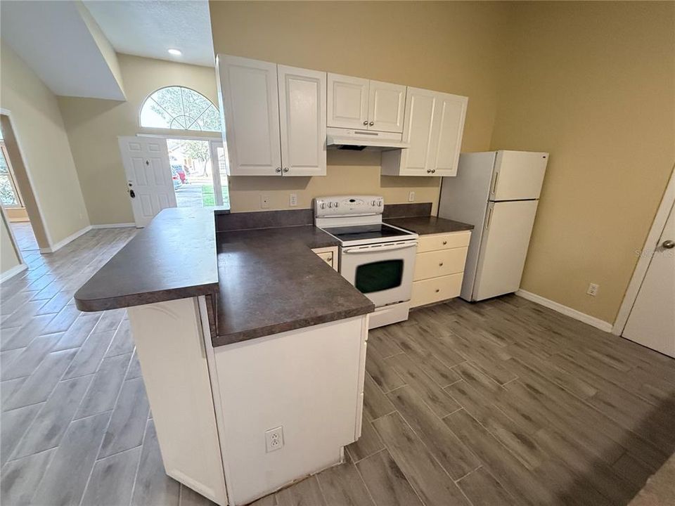 出租: $1,900 (3 贝兹, 2 浴室, 1248 平方英尺)