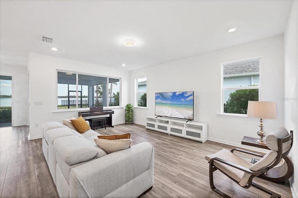 En Venta: $674,900 (4 camas, 3 baños, 2871 Pies cuadrados)