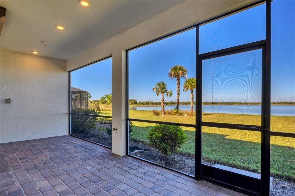 En Venta: $674,900 (4 camas, 3 baños, 2871 Pies cuadrados)