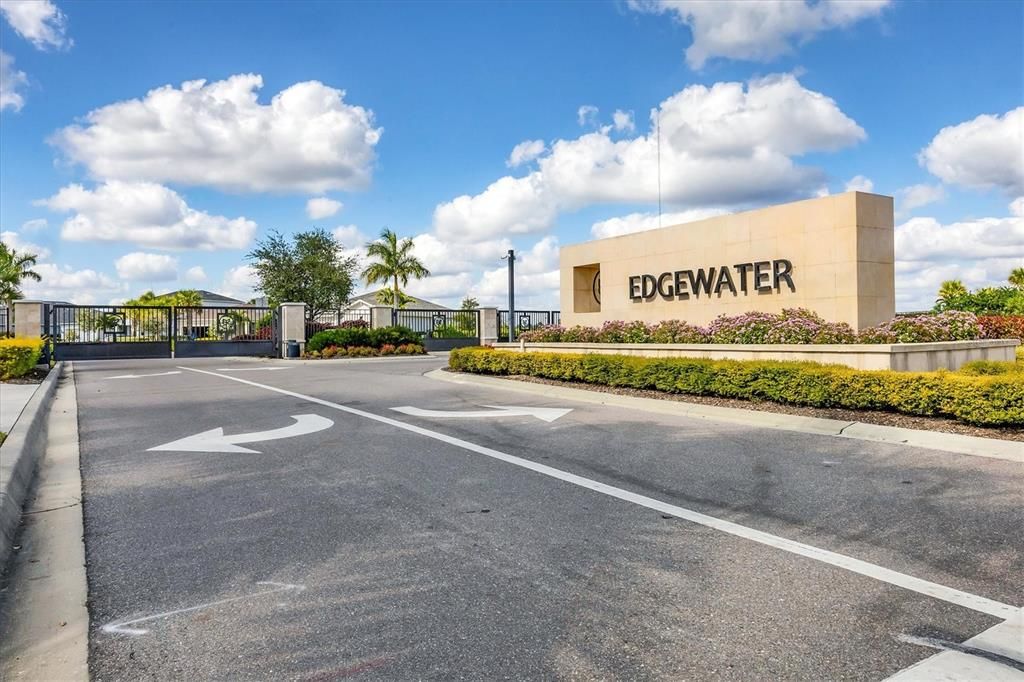 En Venta: $674,900 (4 camas, 3 baños, 2871 Pies cuadrados)