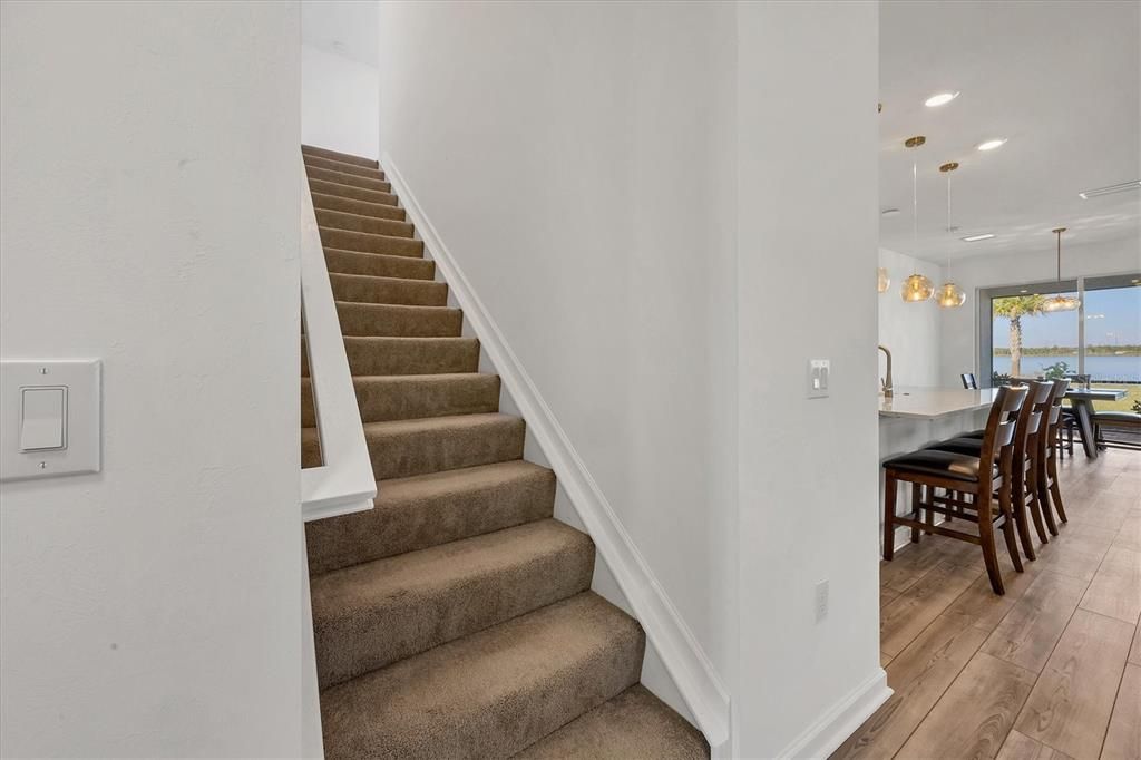 En Venta: $674,900 (4 camas, 3 baños, 2871 Pies cuadrados)