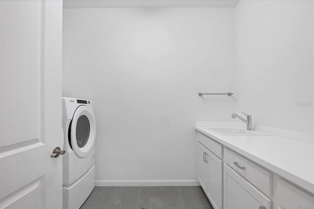 En Venta: $674,900 (4 camas, 3 baños, 2871 Pies cuadrados)