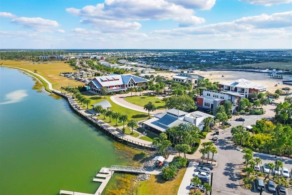 En Venta: $674,900 (4 camas, 3 baños, 2871 Pies cuadrados)