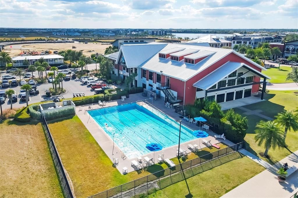 En Venta: $674,900 (4 camas, 3 baños, 2871 Pies cuadrados)