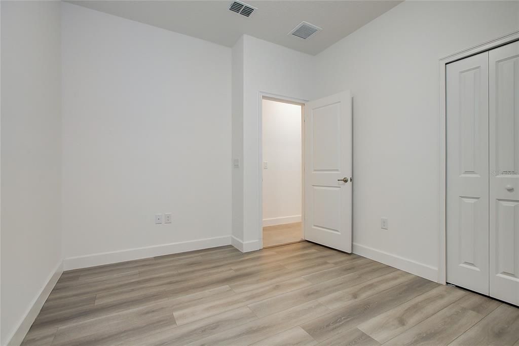 待售: $430,000 (3 贝兹, 2 浴室, 1512 平方英尺)