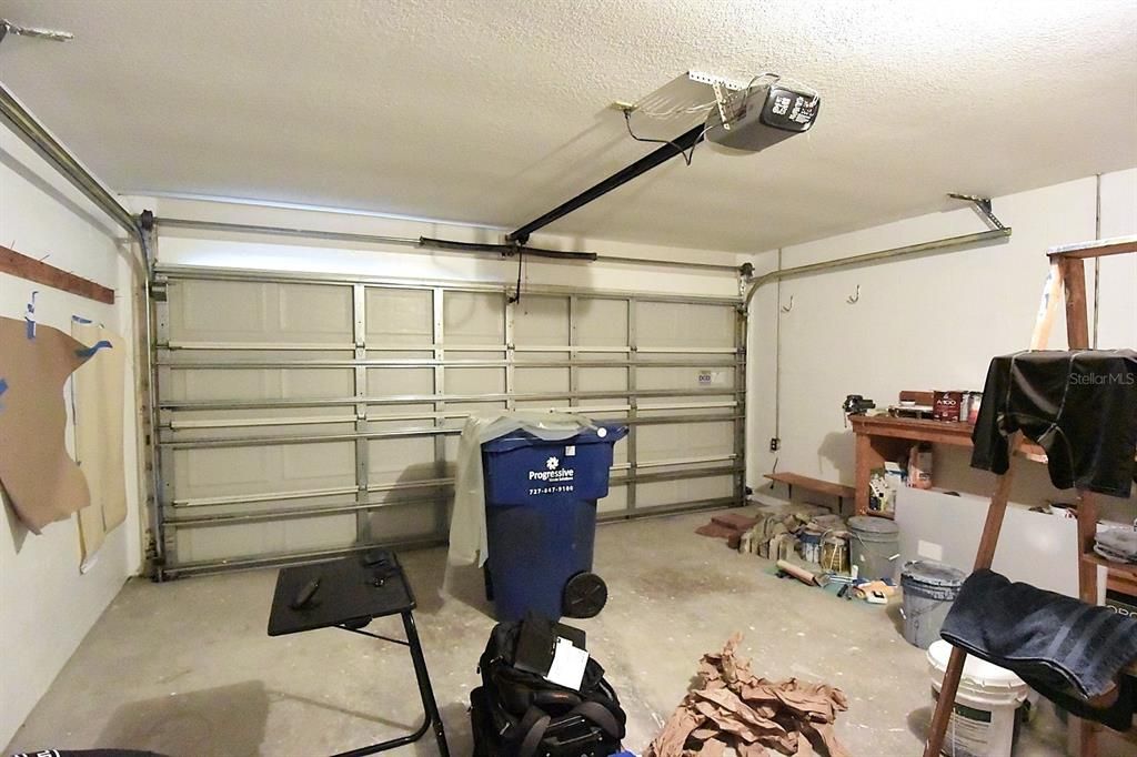 For Sale: $330,000 (3 beds, 2 baths, 1408 Square Feet)