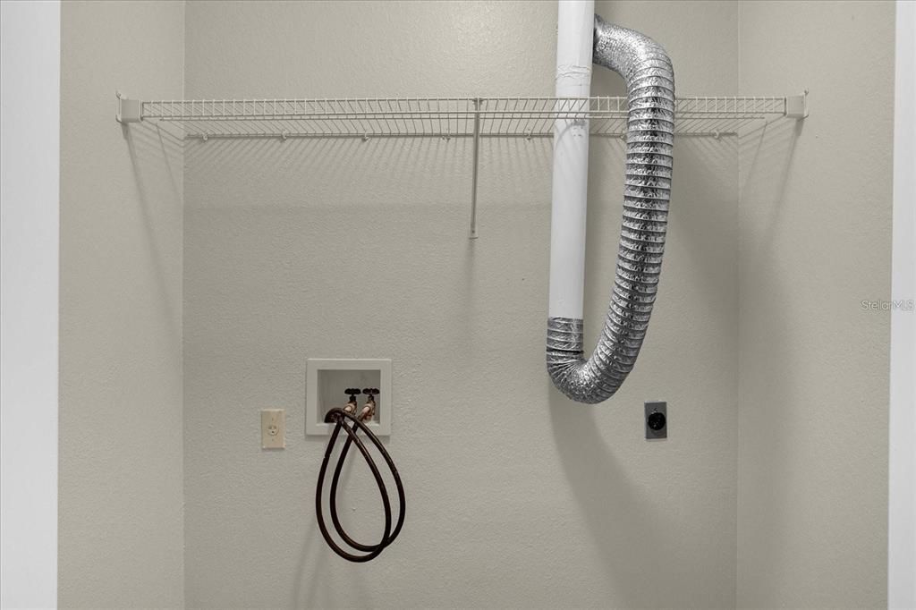 待售: $174,990 (2 贝兹, 2 浴室, 1133 平方英尺)